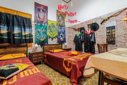 Lizzanello Apartment | Domus Antiqua: Relaxing Spa Retreat with Family Fun