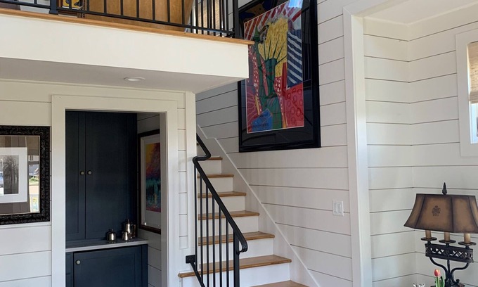 Taylor Cottage | Discover a 5-Star Cottage with Ocean Views in Plein Air