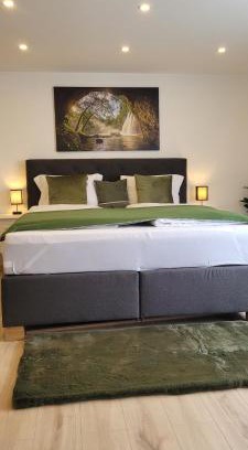 Baden-Baden Apartment | Family-Friendly A&A Apartment in Scenic Baden-Baden