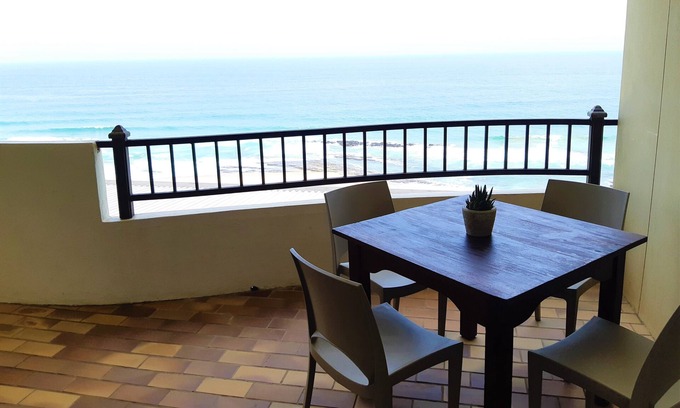 Westbrook Apartment | Prime Beachfront Getaway on the Northern Coast