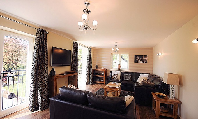 Alnmouth Apartment | Relaxing Two Bedroom Apartment in Scenic Alnmouth Village