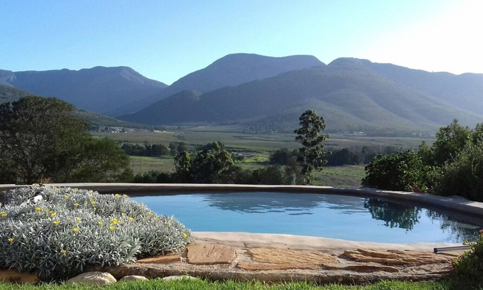 Joubertina House | Serene Lifestyle Retreat with Natural Pool and Valley Views