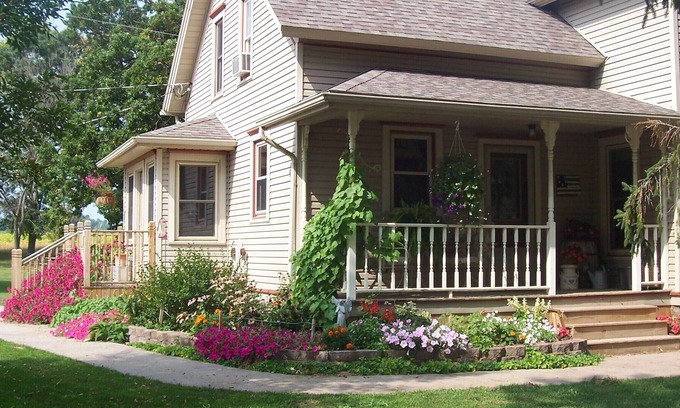 Reedsburg House | Tranquil Country Retreat with Ocean View & Family Amenities