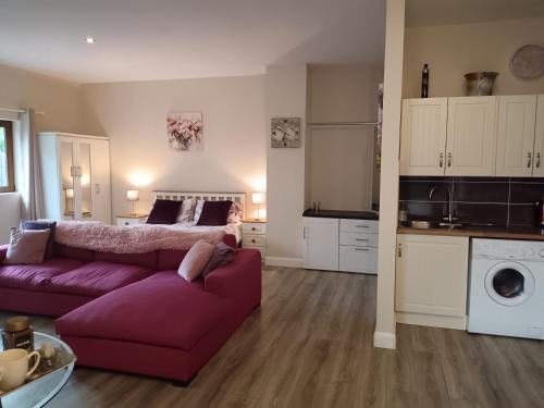 Lombardstown Apartment | Charming Countryside Apartment on Killarney Road with Breakfast