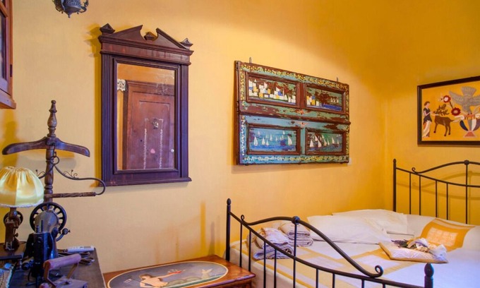 Nikia House | Charming Fully Equipped Traditional House for Family Retreats