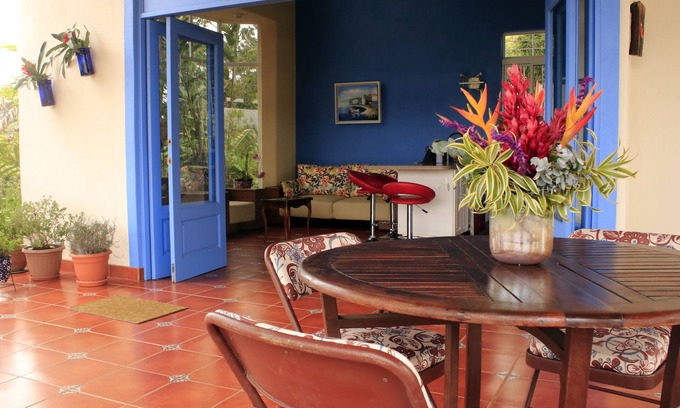 Orosi House | Delightful Retreat Near Orosi Thermal Pools with Spa
