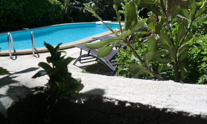 Vedene Villa | Discover Lou Brès en Provence: Guest Rated 9.8 with Spa & Pool