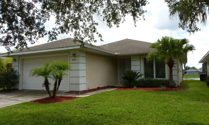 Sunset Lakes Villa | Ideal Florida Retreat Near Disney with Pool and Ocean Views
