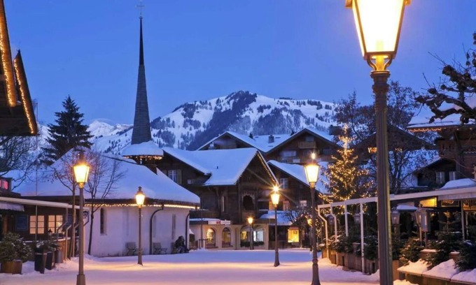Saanen Ski Chalet | A beautiful Swiss Chalet in the center of Gstaad.