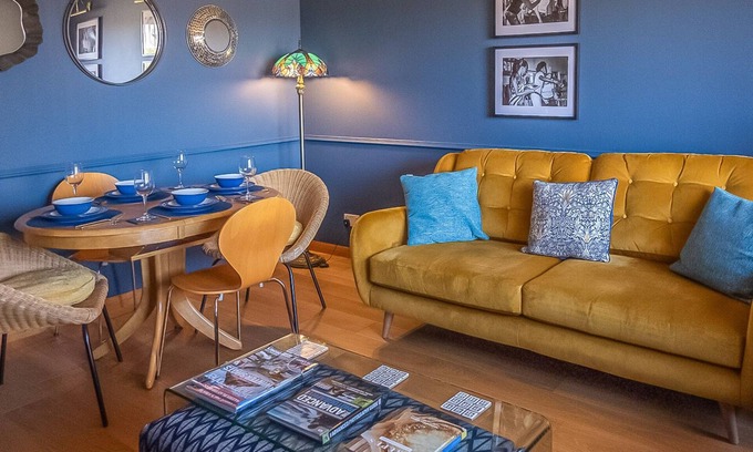 Perth House | Exceptional House with Ocean Views in Vibrant Perth, Scotland
