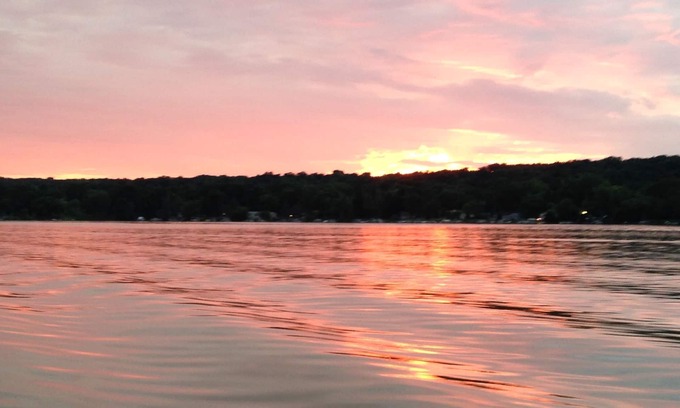 Como House | Experience "A Bit Of Heaven" By The Lake with Spa & Views