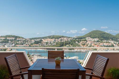 Gruz Apartment | Discover a Bit of Paradise for the Whole Family