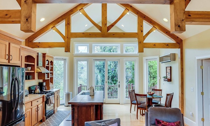 West Sedona House | Nature's Haven: Family-Friendly Retreat by National Forest