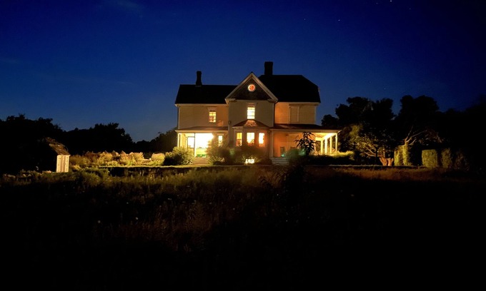 New Shoreham House | Historic Block Island Landmark with Beautiful Gardens & Views
