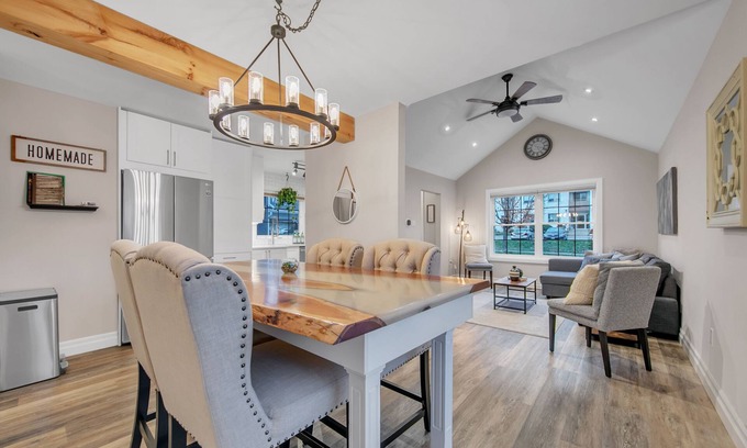 Orangeville Apartment | Bright Urban Apartment with Kitchen & Perfect 10 Rating