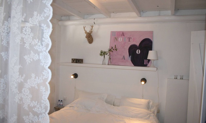 Praia da Luz Cabin | Cozy Retreat at A CABANA II with Spa and Breakfast Options