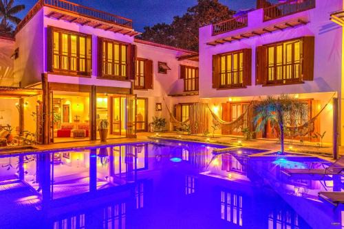 Itacare Hotel | Inviting A Casa de Gabriella: Oceanfront with Pool & Spa