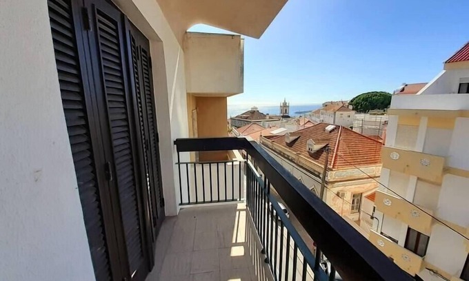 Santiago Apartment | Discover A Casa de Sesimbra com VISTA MAR | Family-Friendly Escape