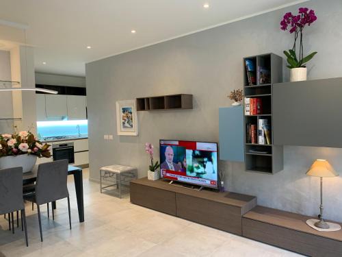 Stresa Apartment | Pet-Friendly Retreat at A Casa di Chiara 2 - Rated 9.5/10