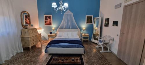Palermo House | Family-Friendly Stay at A Casa Di Lilly with Kitchen Access