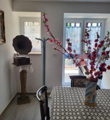 Mugnano di Napoli Apartment | Child-Friendly Retreat at A casa di Luigi Awaits You
