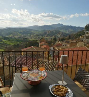 Leonforte House | Explore A Casa do Caliaru - Your Ideal Budget Getaway