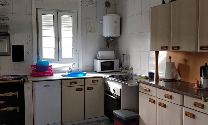 Alfoz House | Experience A Casa do Gaiteiro: Top-Rated & Family-Friendly