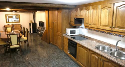Eiriz Apartment | Pet-Friendly A CASA DO POZO with Perfect 10/10 Rating