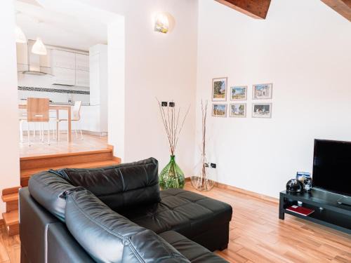 Barisciano Apartment | Family-Friendly Retreat at A Casa Mia B&B - Rated 9.5/10