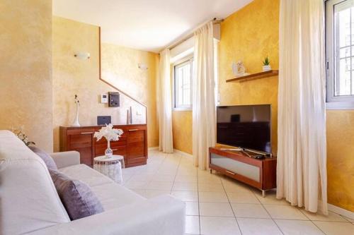 Rivabella Apartment | Pet-Friendly Appartamento Minerva with Hot Tub & High Rating