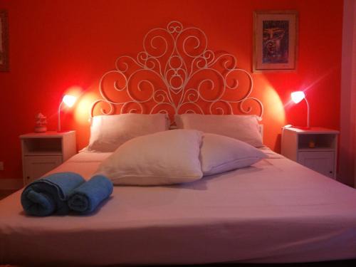 Zona XXIV Fonte Ostiense Bed & Breakfast | Pet-Friendly Getaway at A casa tua B&B with Breakfast
