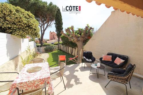 Sausset-les-Pins Apartment | Relax at A Casella with Private Beach and Ocean View