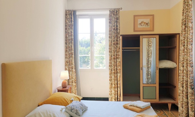 Valle-de-Campoloro Bed & Breakfast | A Caserella - Bed and Breakfast "Canari " in village house with garden at 300 m altitude