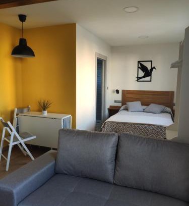 Baamonde House | Discover A Casiña do Camiño - Family-Friendly Retreat
