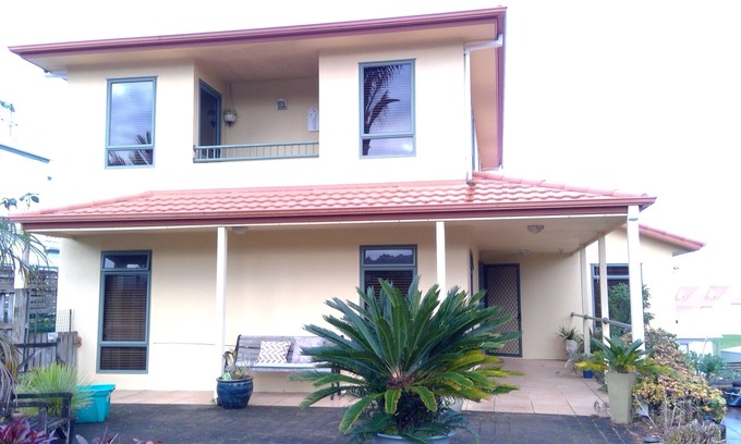 Tairua House | Indulge in a Pampering Stay with Pool and Breakfast