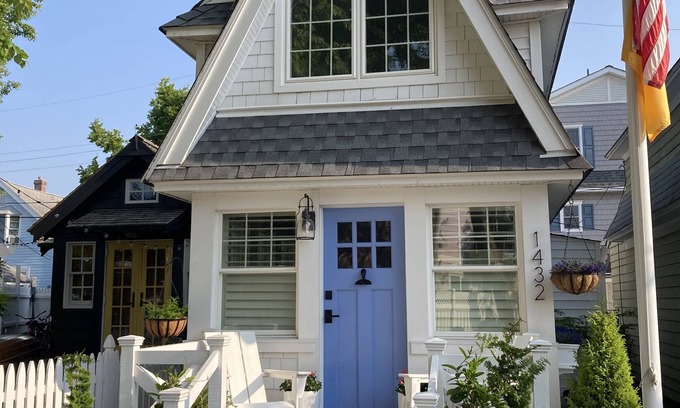 Riviera Cottage | Quaint Dollhouse Retreat with Ocean Views in Ocean City, NJ