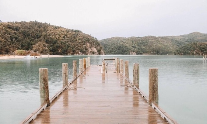 Torrent Bay House | Discover Torrent Bay Bach: Guest Rated 9.8 with Ocean Views