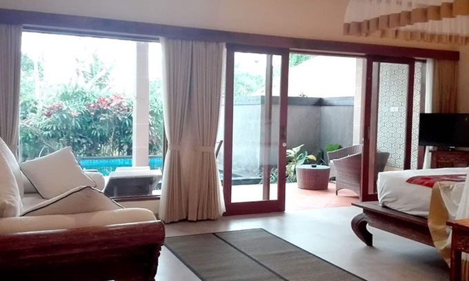 Penestanan Villa | Relax in a Villa with Private Pool & Breakfast Included