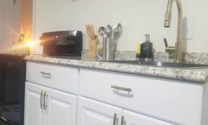 Cypress House | Cozy 1 BDR Suite with Child-Friendly Amenities