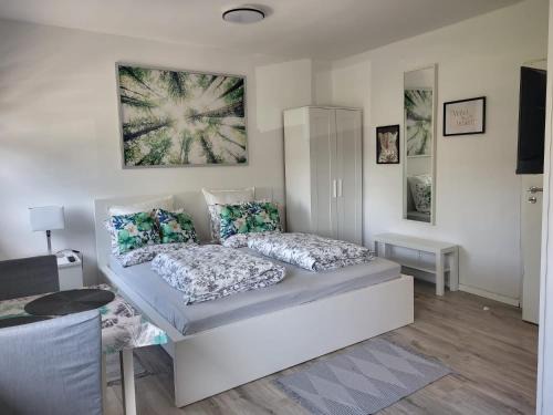 Rheinau Apartment | Modern Newly Renovated Apartment | Family-Friendly Stay