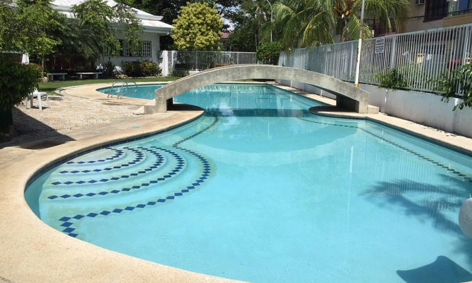 Lapu-Lapu House | Cozy Private Room with Pool, Spa & Breakfast Included