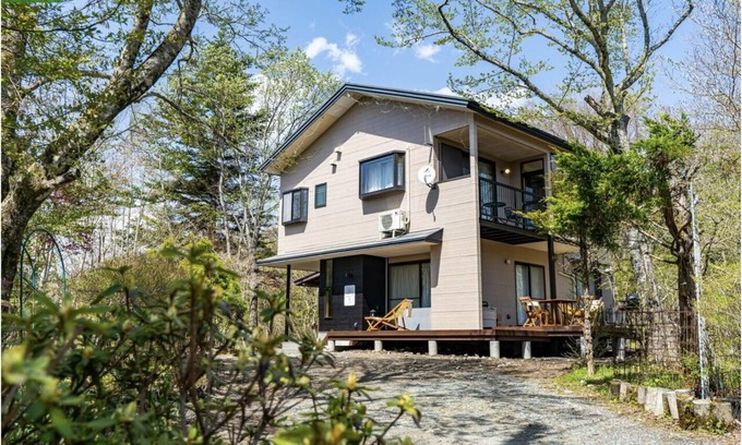 Yamanakako House | Comfortable Rooms for Friends and Family in Yamanashi