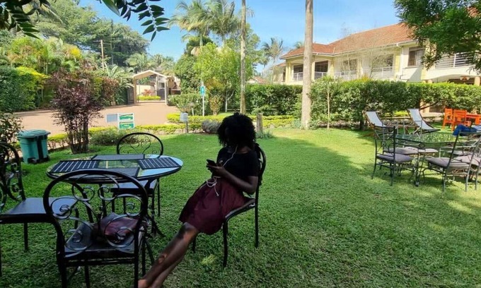 Bugolobi Apartment | Relaxing Retreat in Kampala with Family-Friendly Amenities