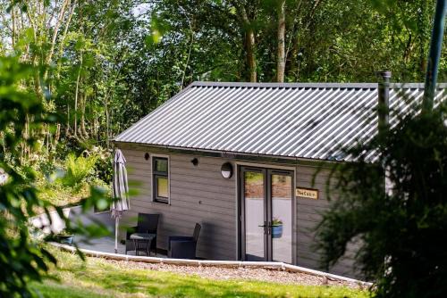 Gunnislake House | Cozy Retreat at The Cabin in the Tamar Valley, 4 Stars