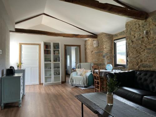 Oza-Cesuras House | Experience A Costa, Valle del Mendo - Rated 9.6/10 by Guests
