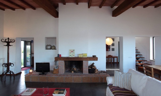 Tuscania House | Serene Country House with Oceanfront Views and Pet-Friendly Stay