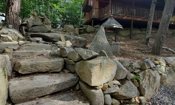 Standish Cabin | Charming Cabin Escape on Frye Island with Ocean Views