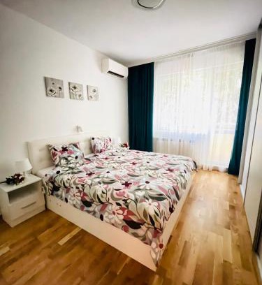 Oborishte Apartment | Welcoming Retreat in the Heart of the City