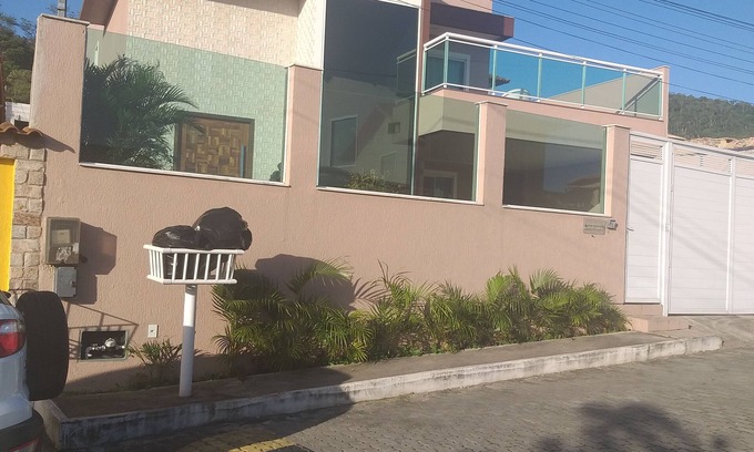 Sao Pedro da Aldeia House | Family-Friendly Retreat with Ocean Views and Pool Access