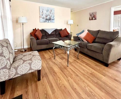 North Charleston House | Inviting Retreat at A Cozy Spot on Montague for Families